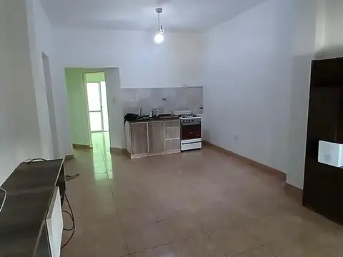 Depto Tipo Casa 3 ambientes con 1 baño