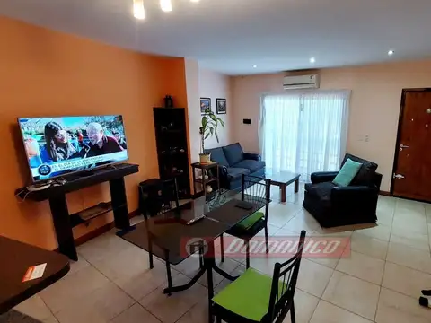 Casa - Venta - Argentina, CASTELAR - AVDA. DEL LIBERTADOR 789