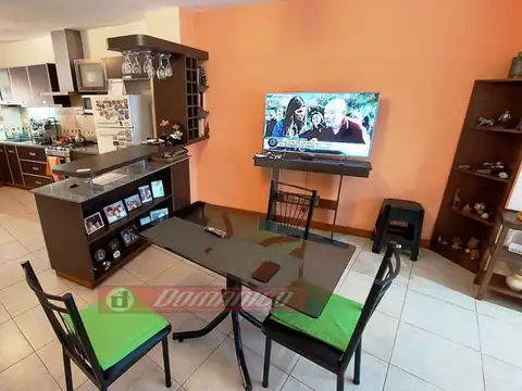 Casa 3 ambientes con 2 baños