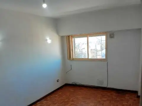 Departamento en Alquiler en Flores, $ 650.000
