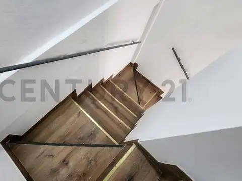 Depto Tipo Casa 4 ambientes con 1 baño