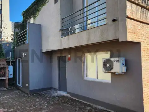 Lola Mora 700, Piso PB