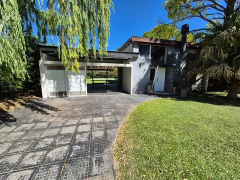 Casa en Venta en Loma Verde, USD 190.000