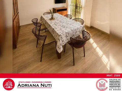 Casa en Venta con 1 cochera