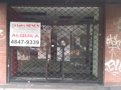 Local Céntrico 4.50 x 7.3 Sin Expensas c/ ABL y Aysa Incluidos