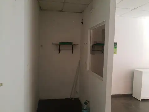 Local en Alquiler en Villa Ballester, $ 600.000