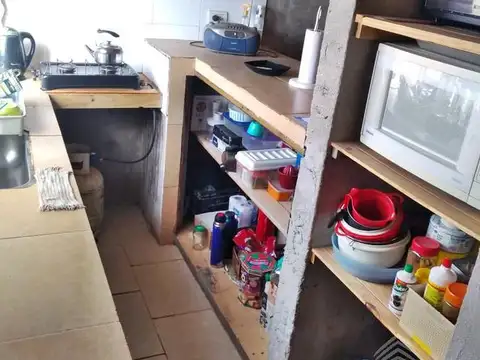 Casa 3 ambientes con 1 baño