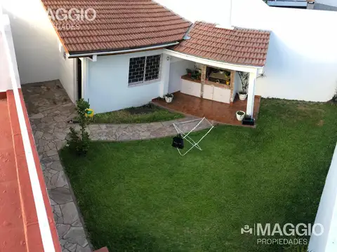 VENTA CASA 4 AMBIENTES HAEDO