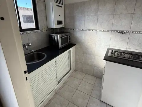 Departamento - Alquiler - Argentina, Capital Federal - YERBAL 1000