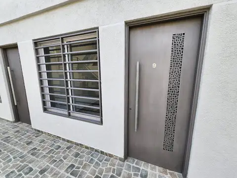 Depto Tipo Casa 3 ambientes con 2 baños