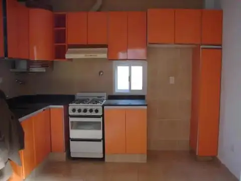 Fonrouge e/ Acassuso y Ercilla