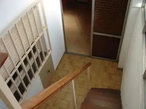 Depto Tipo Casa en Venta 50 años