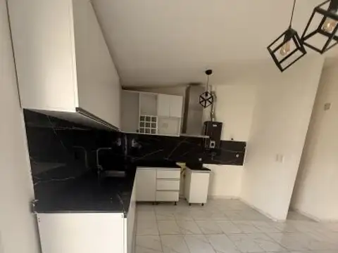 Alfonsina estorni y salvador segado , Piso 0
