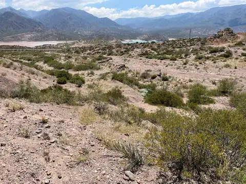 Venta lote potrerillos frente al lago r7 km 1094