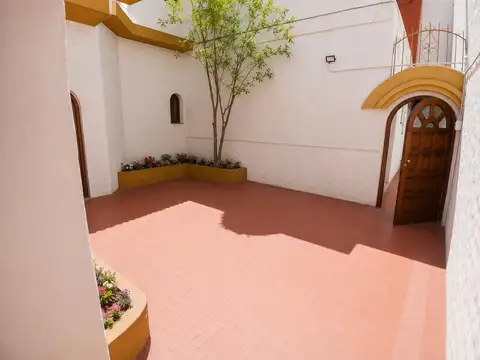 Depto Tipo Casa en Venta de 4 ambientes