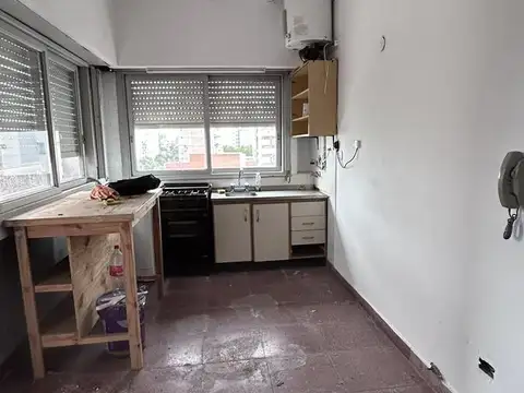 Calle 7 Nº1222 Piso 6ºA