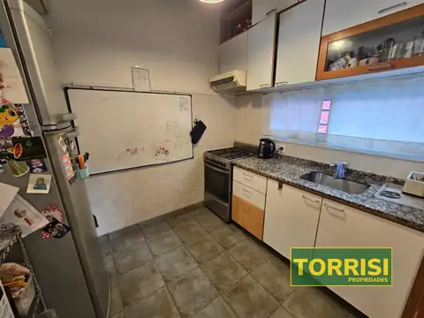 Depto Tipo Casa 3 ambientes con 2 baños
