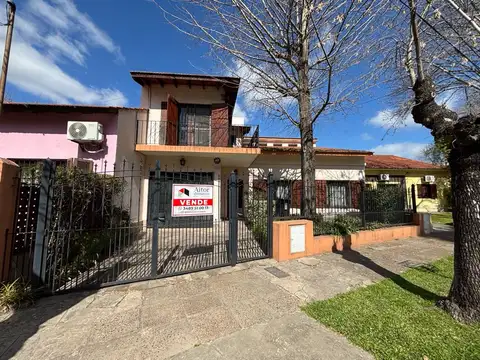 Casa en barrio Dalmine viejo en venta