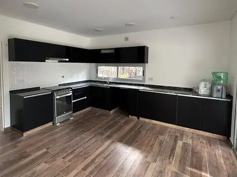 Casa en Venta en El Cantón - Barrio Puerto, USD 298.000