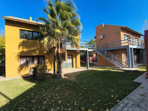 Complejo turístico, con 6 departamentos. zonda