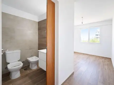 VENTA DEPARTAMENTO A ESTRENAR DE 2 AMBIENTES GRAN PATIO CON PARRILLA EN VILLA DEL PARQUE