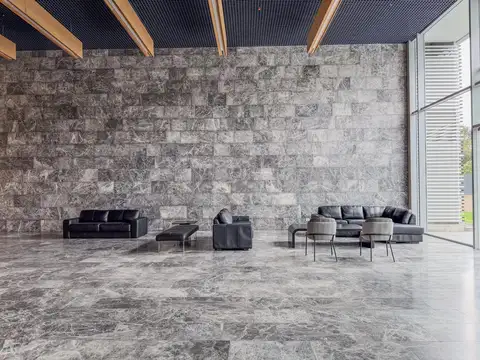 Oficina Monoambiente con 4 baños