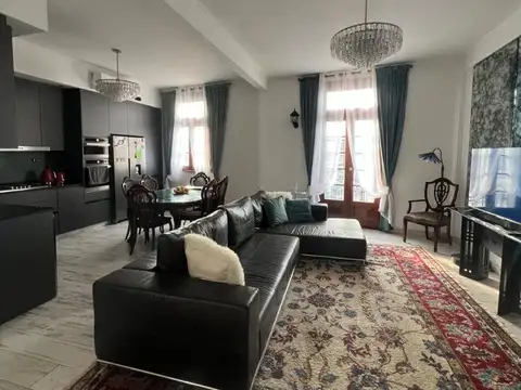 Rivadavia 3700, Piso 8