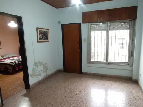 Casa en Venta en Isidro Casanova, USD 65.000