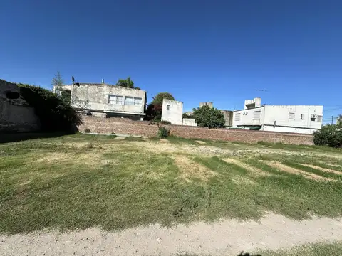 63 e/ 23 y 24 al 1400