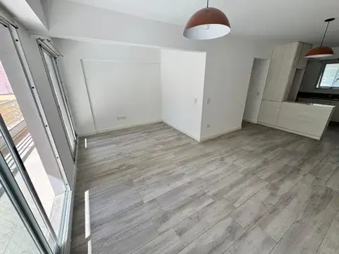 Alquiler Oficina 3 ambientes en Barracas.