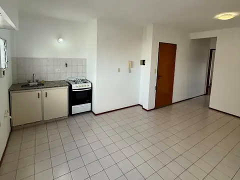 Departamento en Alquiler en Villa Dominico, $ 490.000