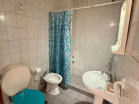 DEPARTAMENTO 2 AMBIENTES CON COCHERA
