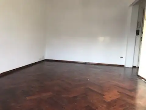 Departamento en Venta al Noreste