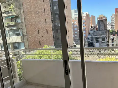 MONO AMBIENTE- BALCON LUMINOSO-ZEBALLOS 2017-ORIENTACION NORTE-BUENA UBICACION