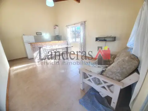 VENTA EN BLOCK - Tres casas + Cabaña - Lote Propio