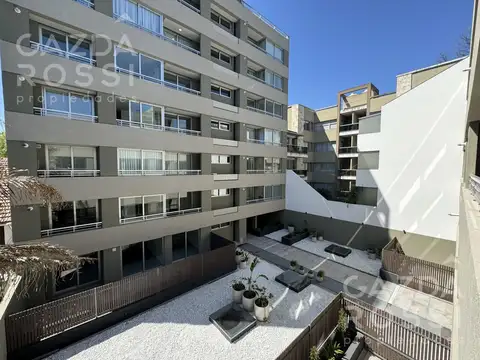 Departamento en Venta en Adrogue, USD 327.500