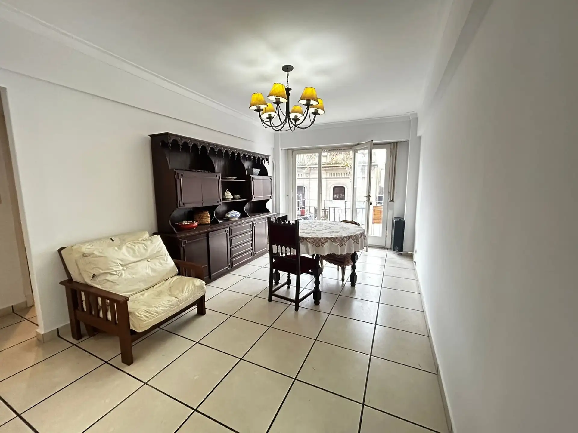Venta Departamento , 3 Ambientes a la calle con balcon