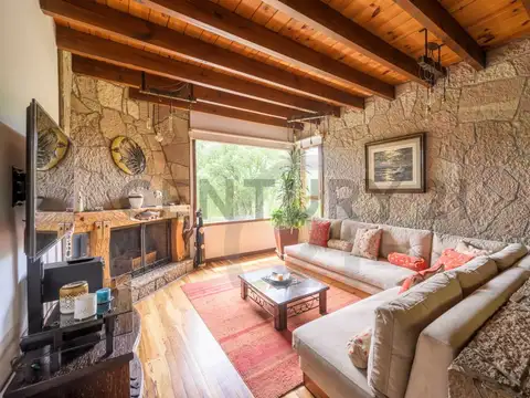 VENTA CASA SAN MARTIN DE LOS ANDES. FALDEOS DE CHAPELCO