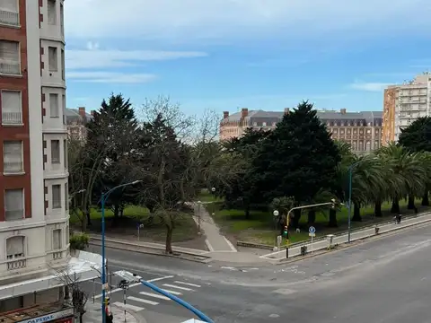 Departamento 2 Amb con Balcón - Vista a Plaza Colon