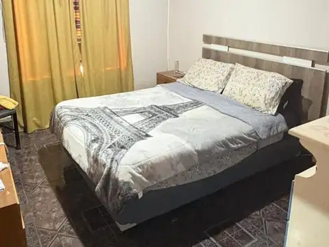 Casa 4 ambientes con 1 baño