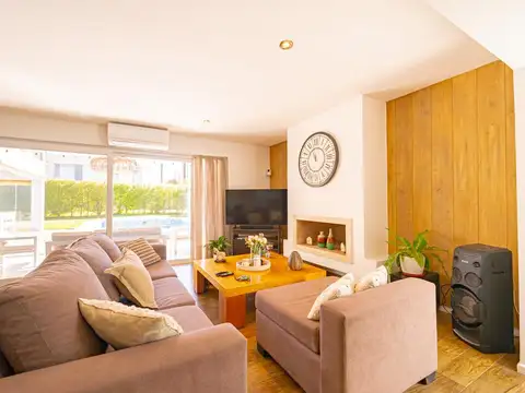 Casa en Venta de 4 dormitorios