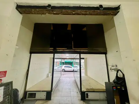 Local comercial en alquiler en Valentin Alsina