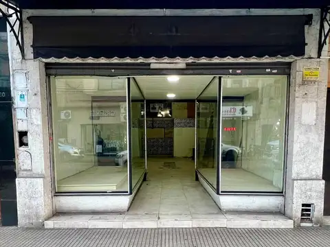 Local comercial en alquiler en Valentin Alsina 