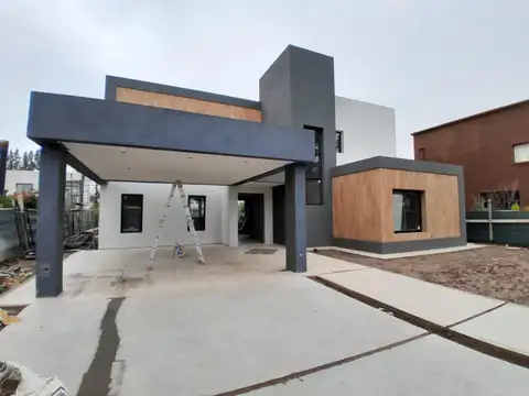 Casa en el barrio el Principado - San Vicente