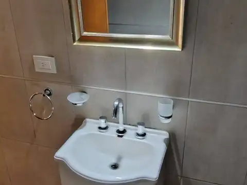 Depto Tipo Casa en Alquiler al Oeste
