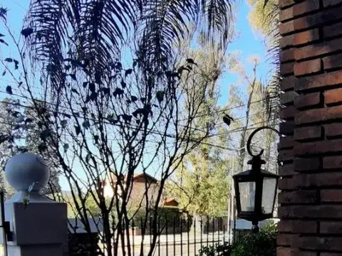 Casa en Venta en Ciudad Jardín del Palomar, USD 450.000