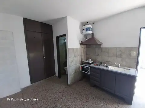Depto Tipo Casa en Alquiler de 1 dormitorio