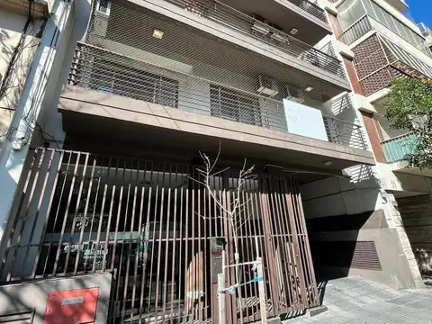 Carlos Calvo e/ Avenida Jujuy y Saavedra