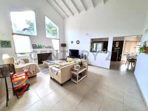 Casa en Venta de 4 dormitorios