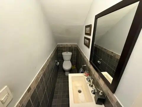Depto Tipo Casa 4 ambientes con 2 baños